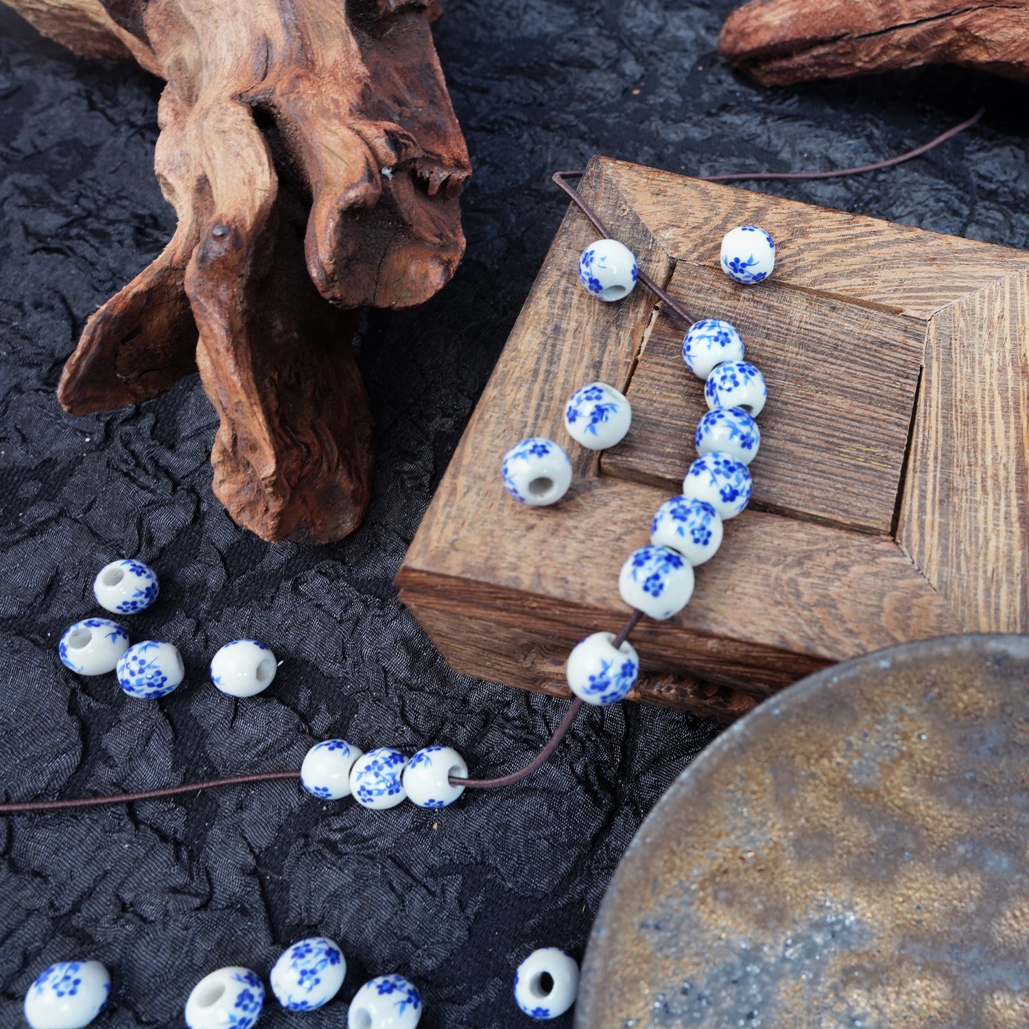 Handmade DIY Blue and White Porcelain Flower Beads (10 pcs) - Blue Floral Pattern