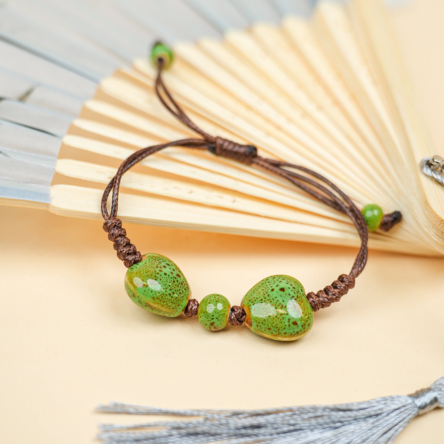 Ceramic Round Bead Bracelet (Green Gradient Glaze, Fresh & Natural, Adjustable Cord)
