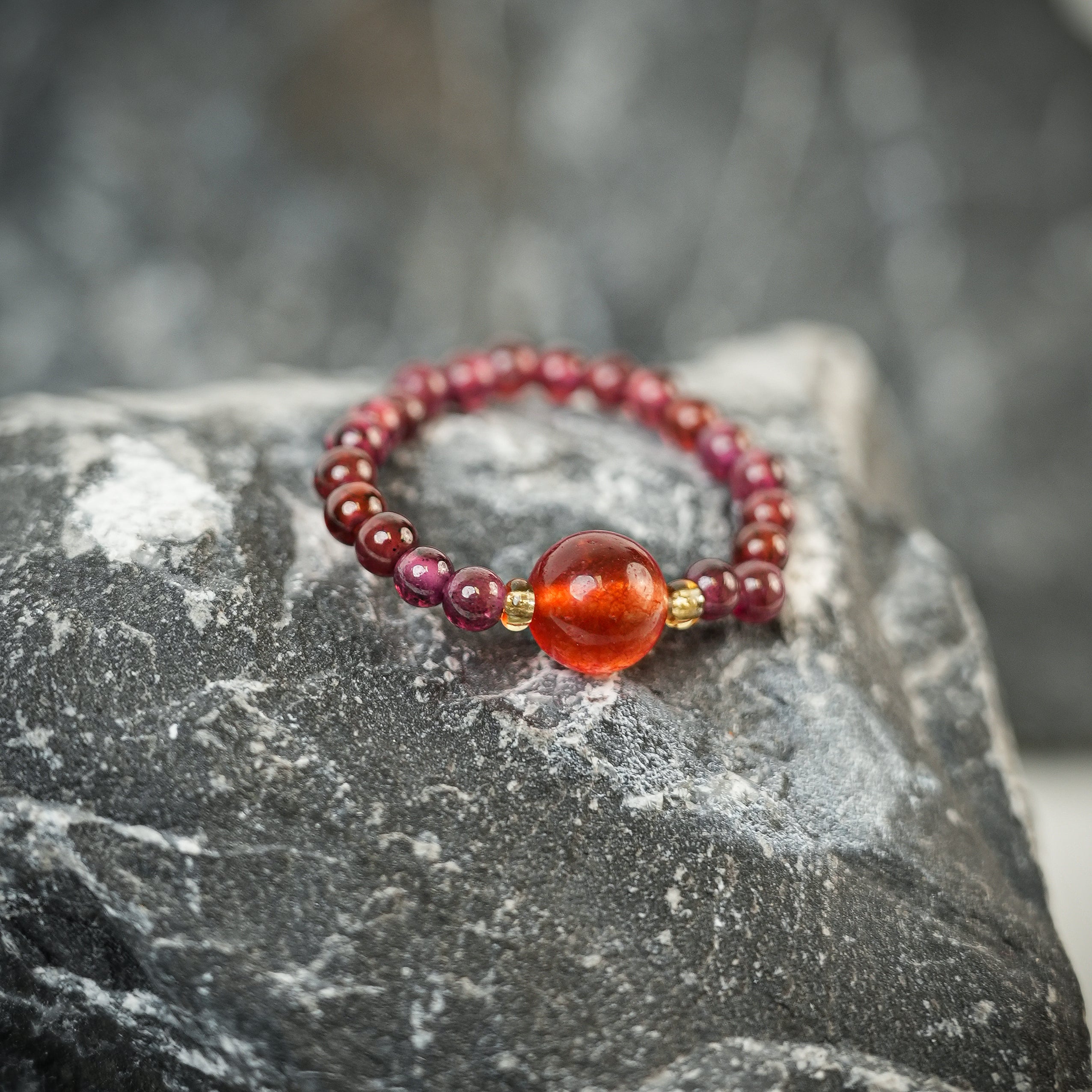 Garnet Red Agate Ring (3mm)
